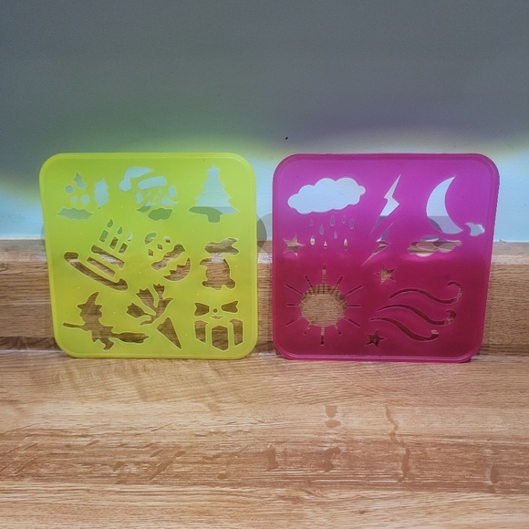 Plastic Kids Stencils - Tupperware - Picture 3 of 4